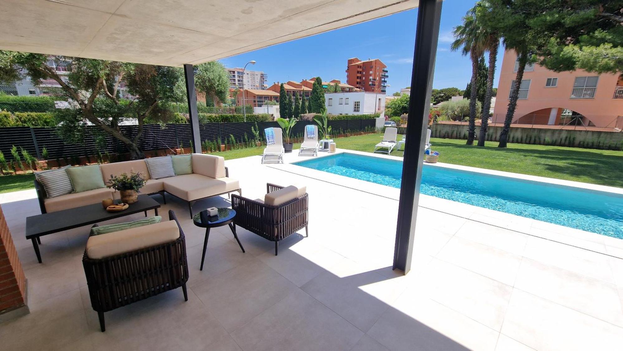 Exclusiva Villa, Lujo Y Descanso เบนิสกัสซิม ภายนอก รูปภาพ