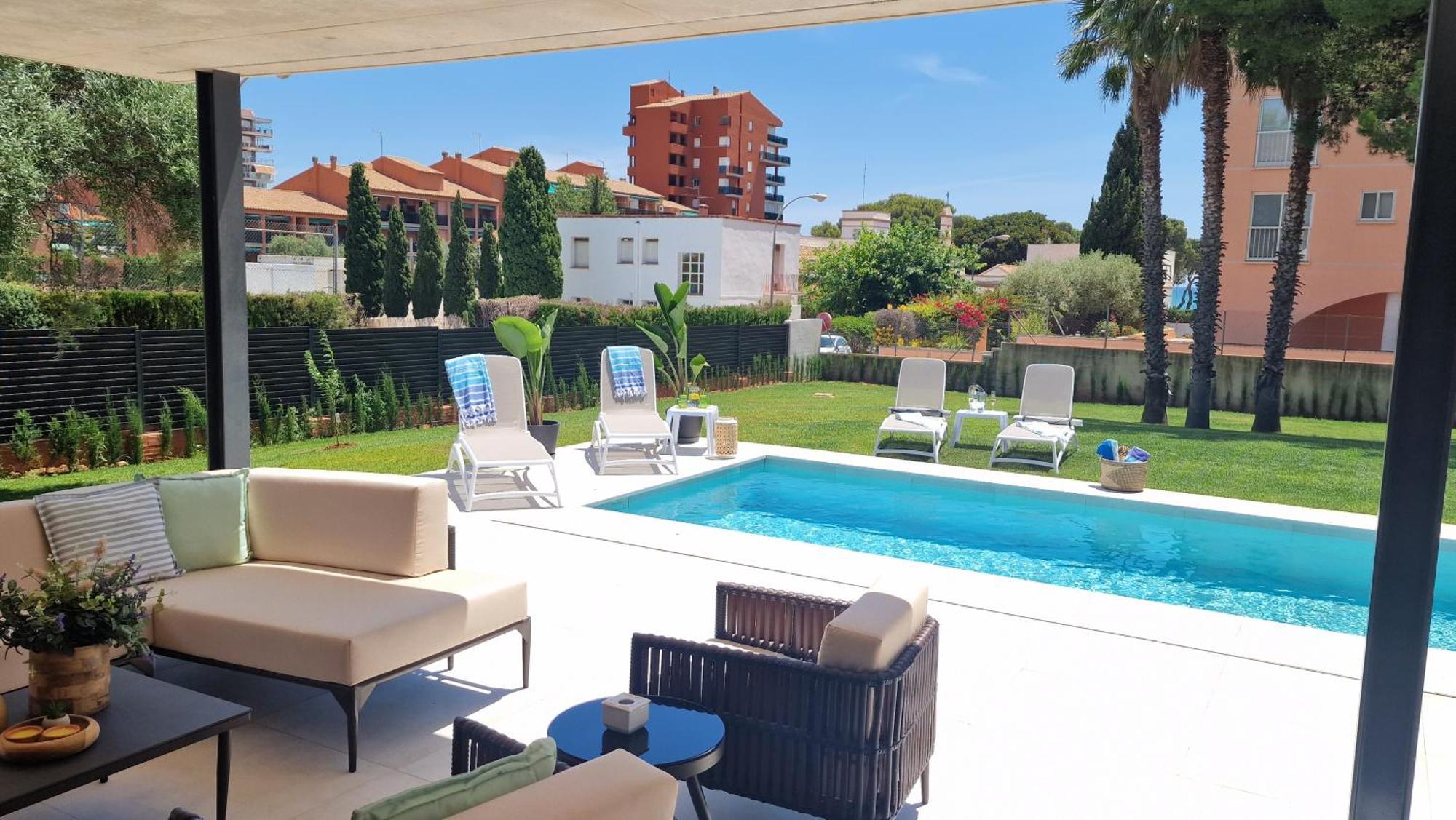 Exclusiva Villa, Lujo Y Descanso เบนิสกัสซิม ภายนอก รูปภาพ